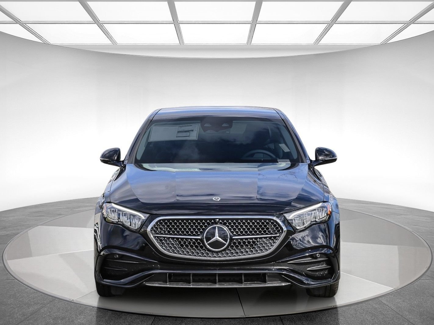 New 2024 Mercedes-Benz E 350 4MATIC Sedan image 4