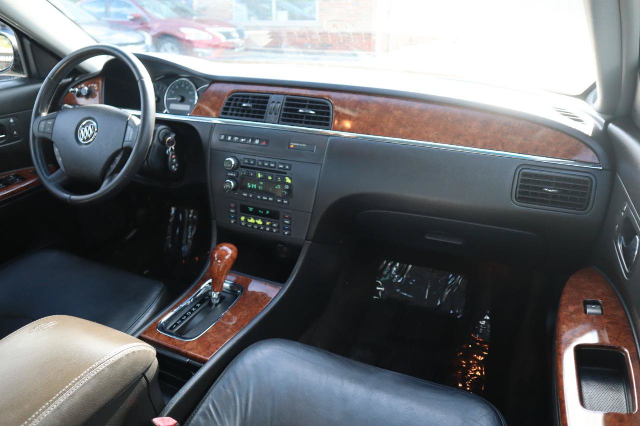 Used 2005 Buick LaCrosse CXL w/ Gold Convenience Package FWD image 11