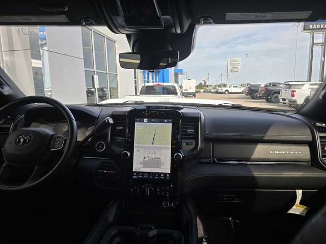 Used 2023 RAM 2500 Limited image 33