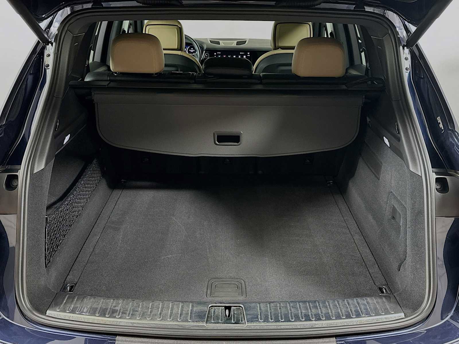 Certified 2025 Porsche Cayenne image 26