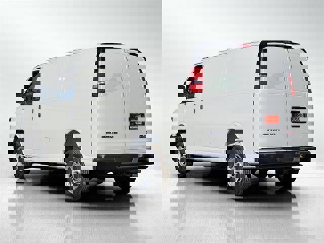 New 2025 GMC Savana 2500 Base w/ Driver Convenience Package image 7