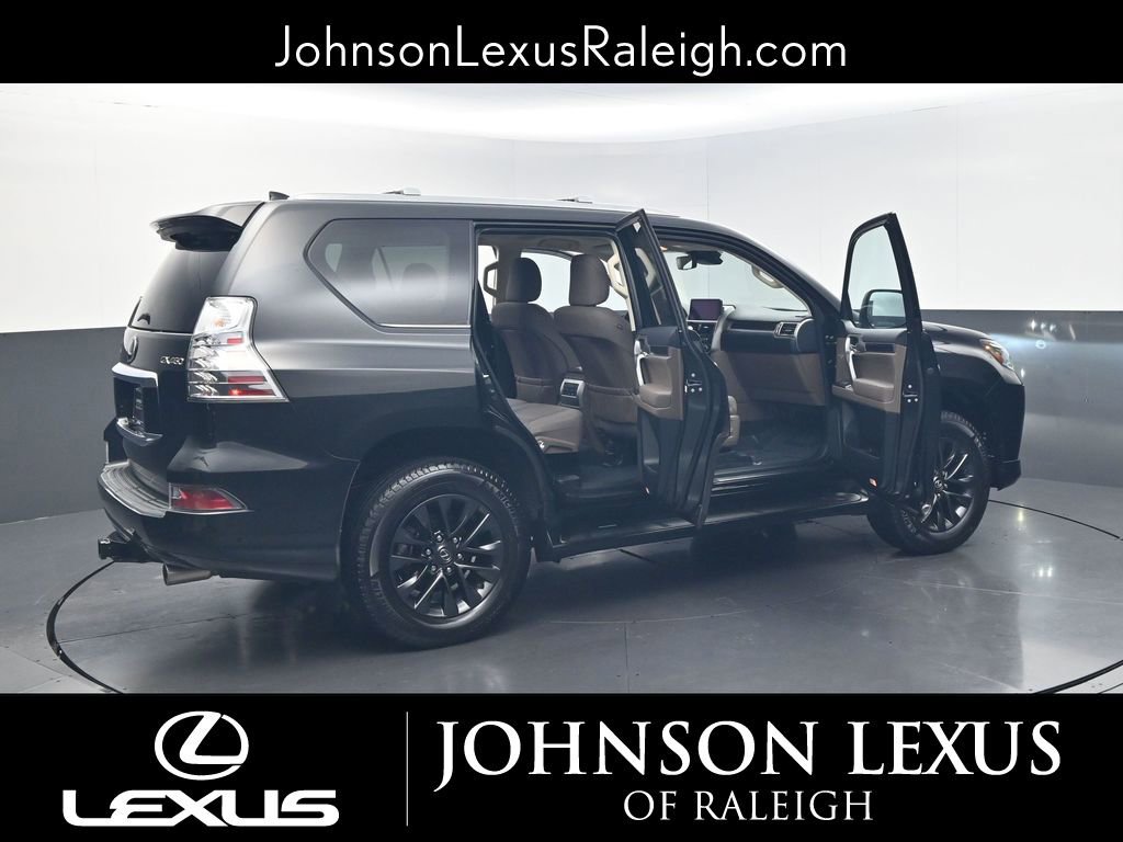 Used 2023 Lexus GX 460 Premium w/ Premium Package AWD/4WD image 30