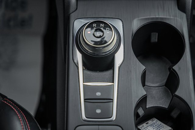 Used 2025 Ford Escape ST-Line image 28