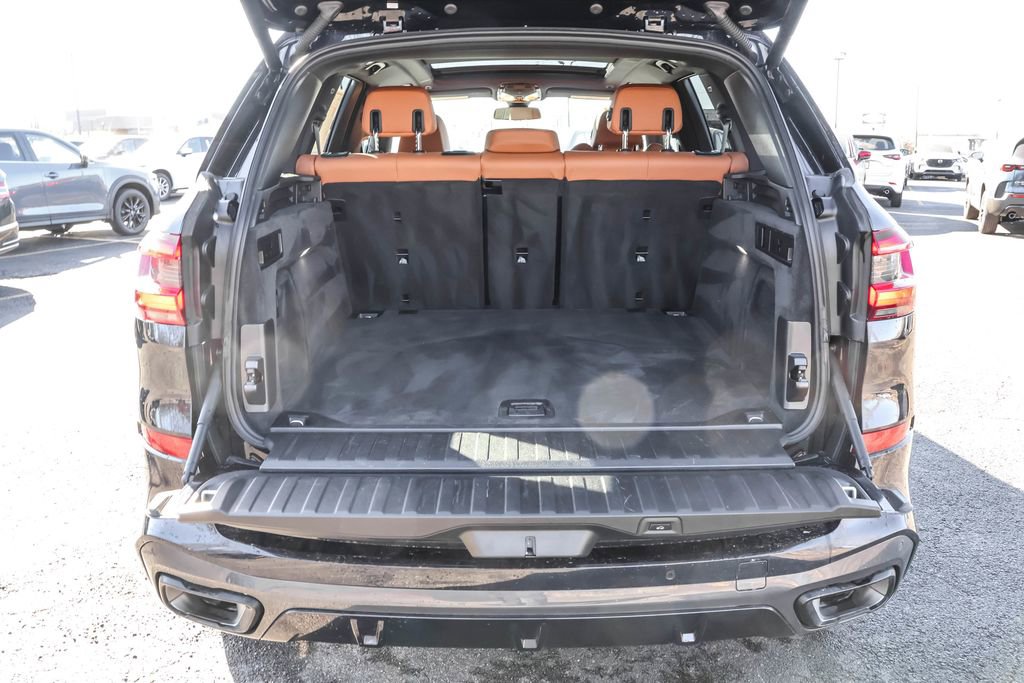 Used 2022 BMW X5 xDrive40i w/ M Sport Package image 34