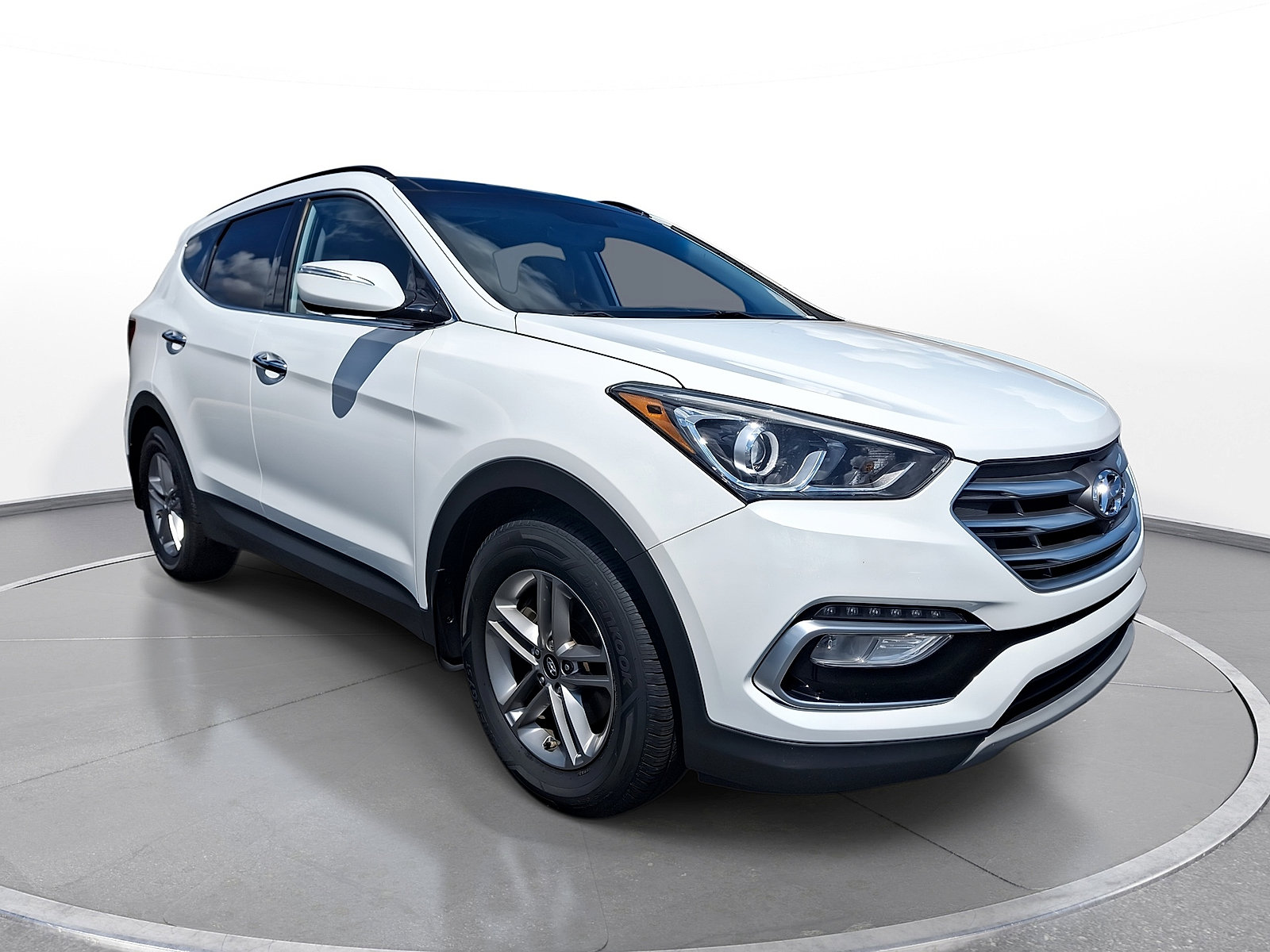 Used 2018 Hyundai Santa Fe Sport w/ 2.4L Tech Package 04