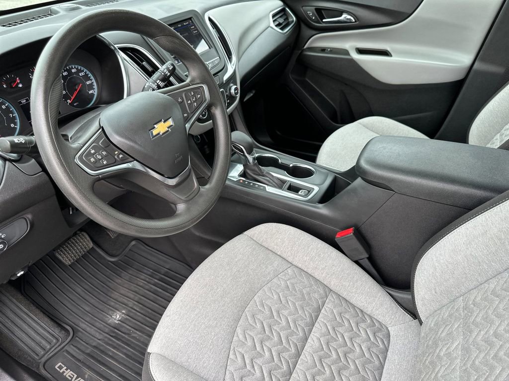 Used 2024 Chevrolet Equinox LS FWD image 9