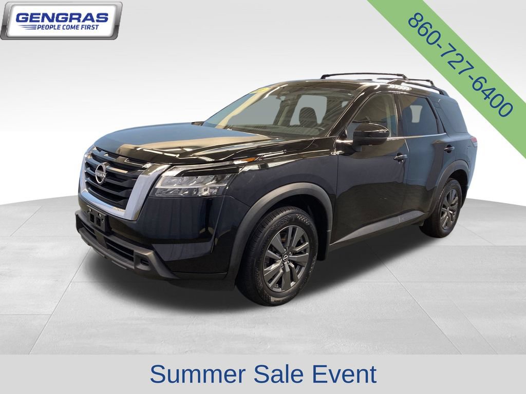Used 2022 Nissan Pathfinder SV AWD/4WD image 3