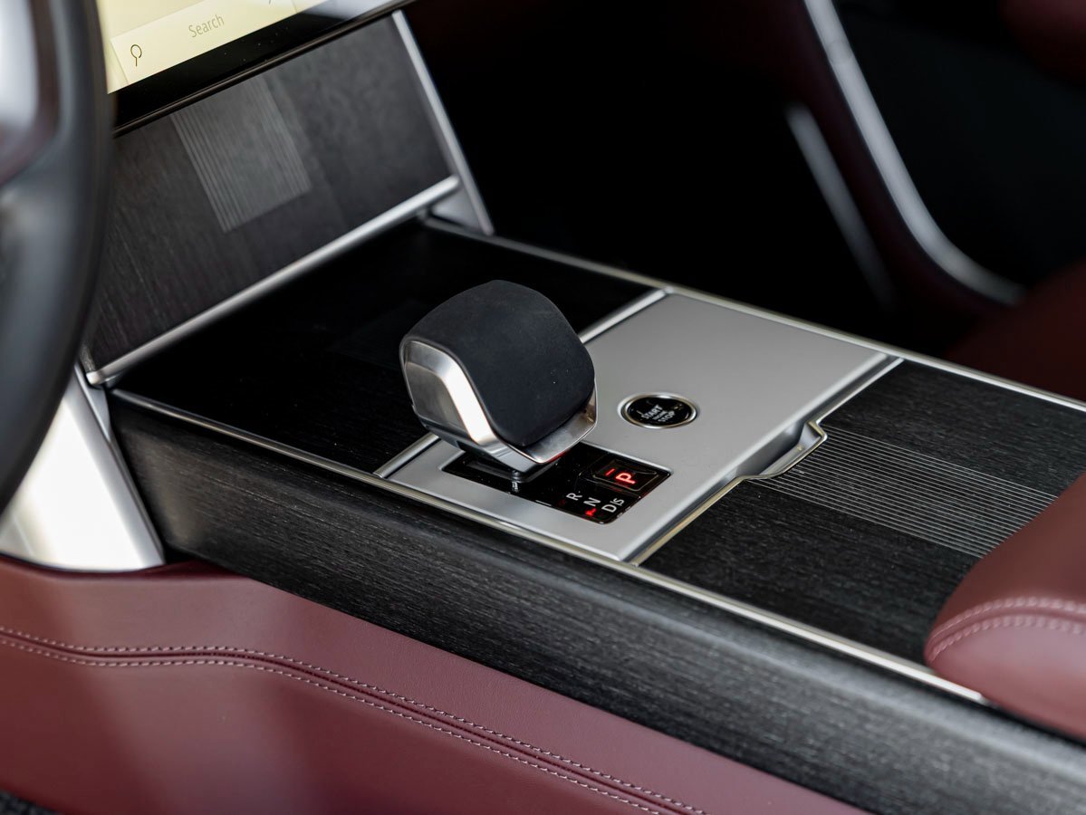 New 2025 Land Rover Range Rover Autobiography image 19