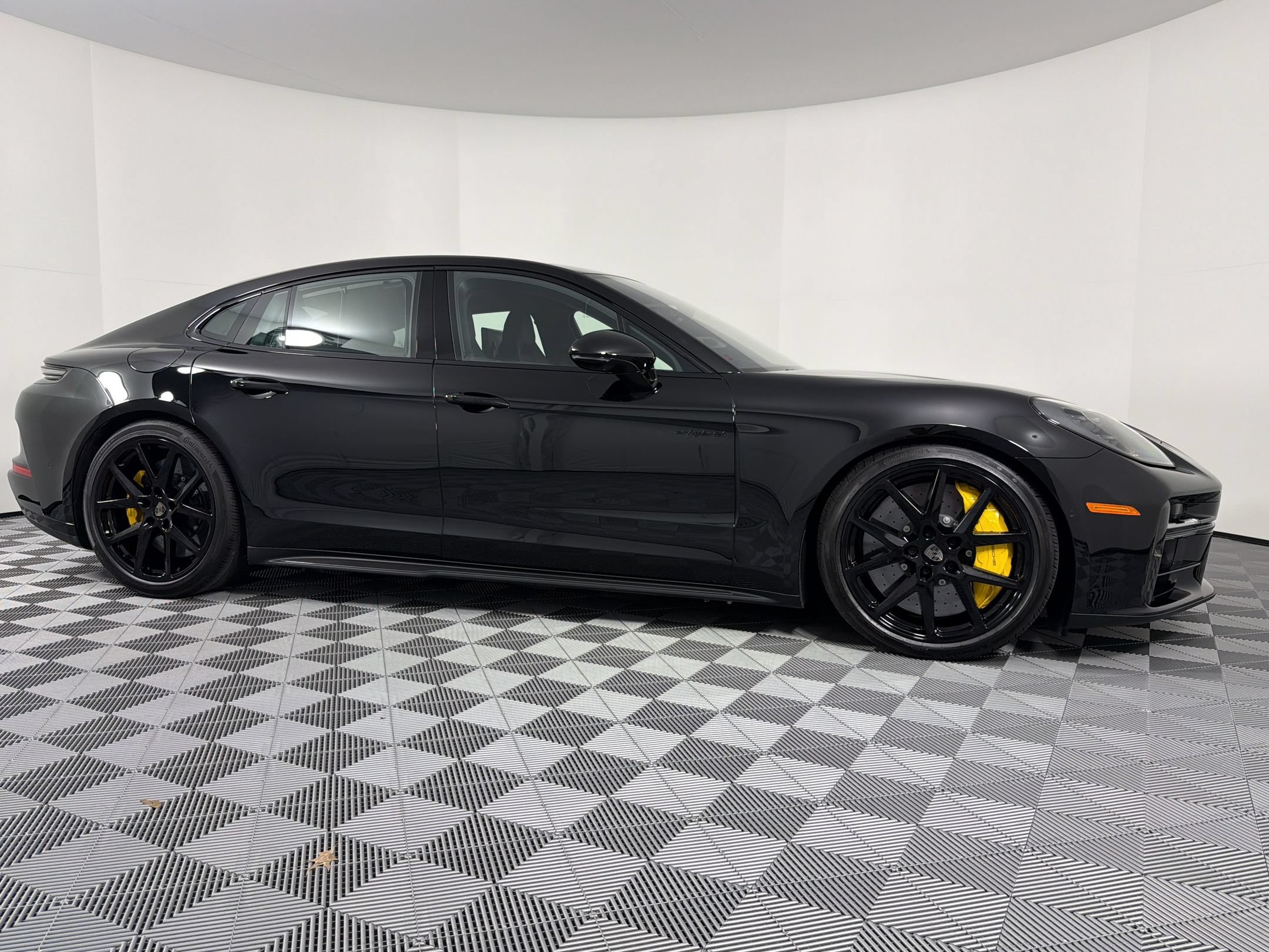 New 2026 Porsche Panamera 4 E-Hybrid AWD/4WD image 11