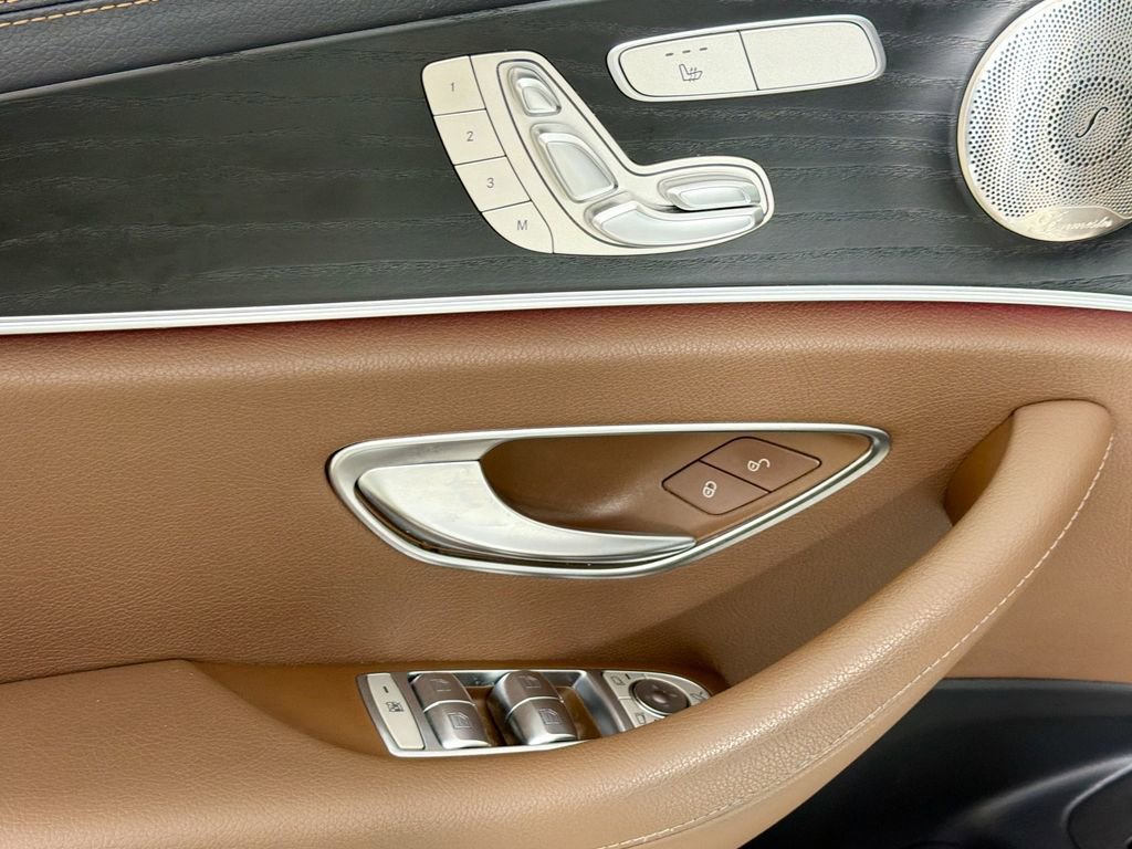 Used 2022 Mercedes-Benz E 350 Sedan image 18