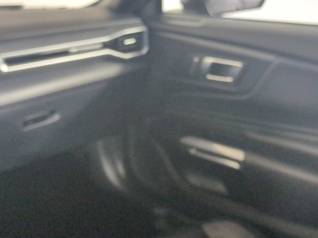 Used 2024 Ford Mustang Premium RWD image 21