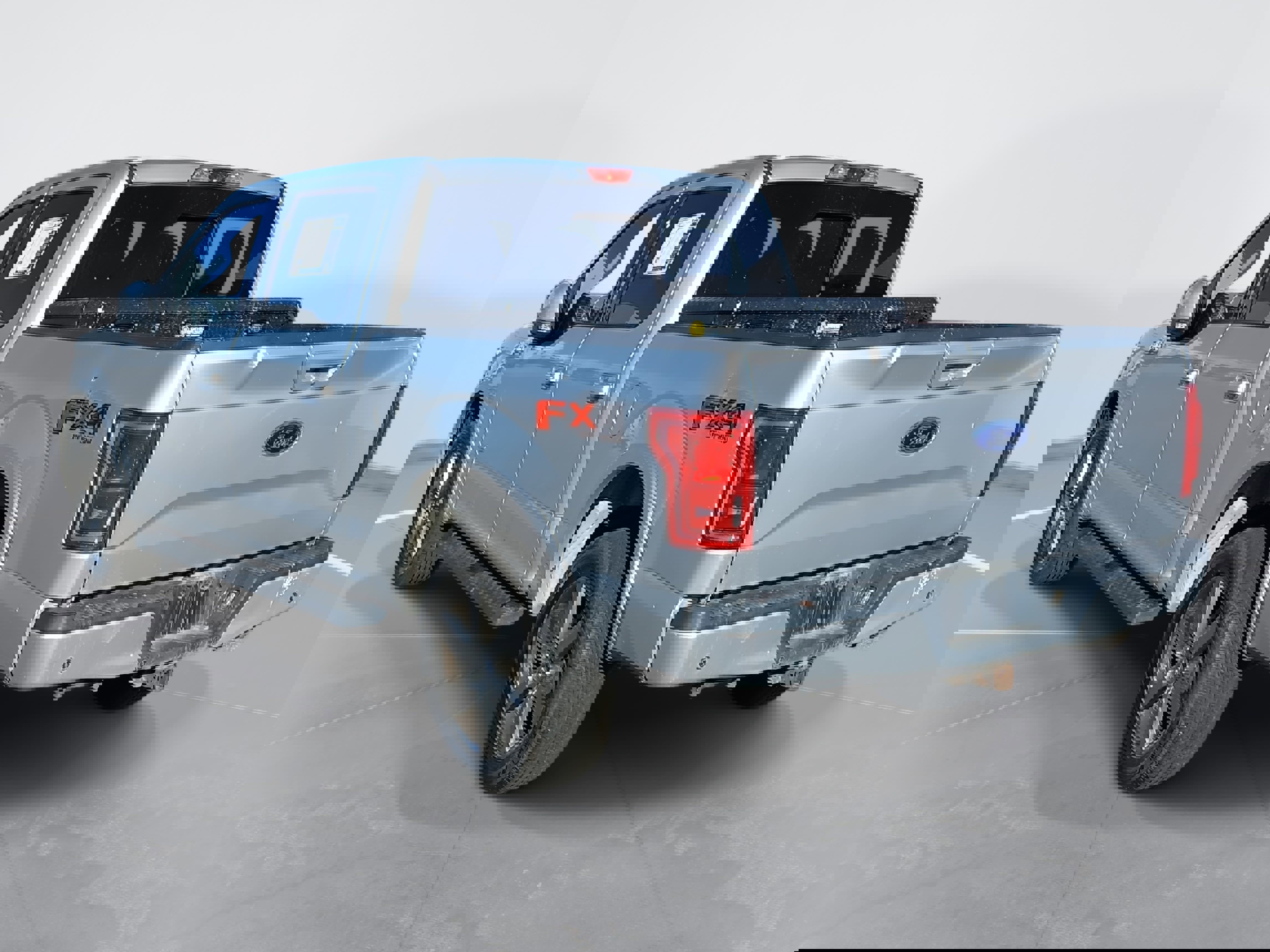 Used 2015 Ford F150 Lariat image 7