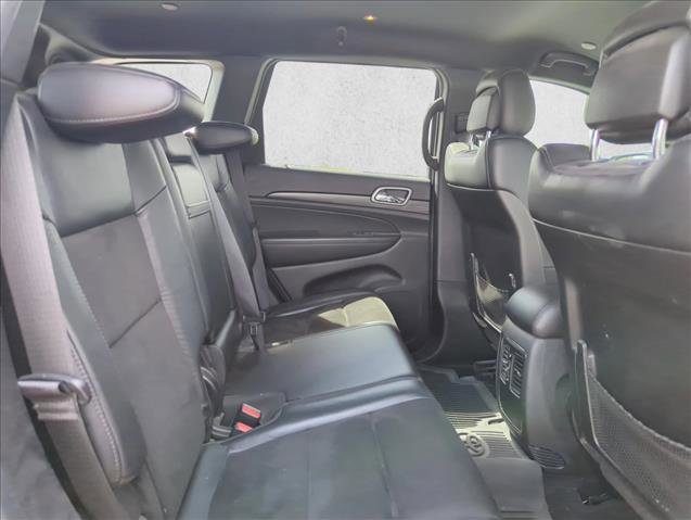 Used 2019 Jeep Grand Cherokee Laredo w/ Laredo X Package image 17