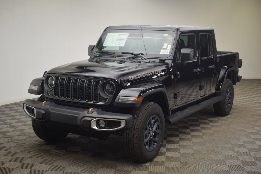 New 2026 Jeep Gladiator Sport AWD/4WD image 16