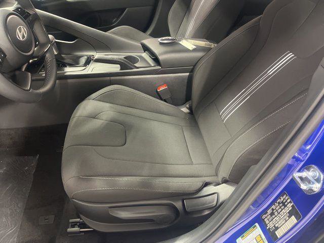New 2026 Hyundai Elantra Sport image 7