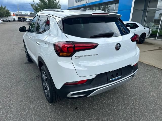 Used 2023 Buick Encore GX Select w/ Safety Package II AWD/4WD image 3