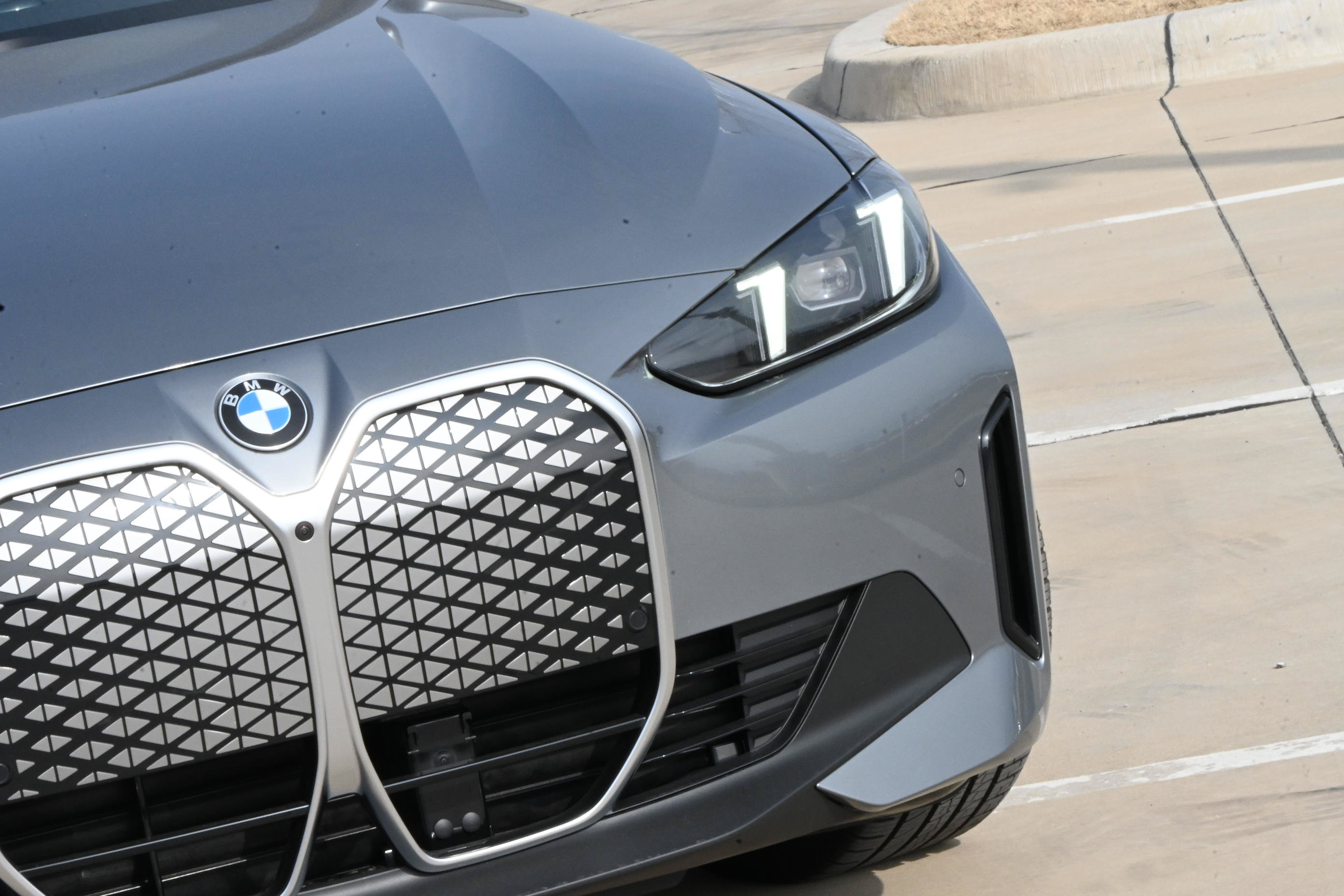 New 2026 BMW i4 xDrive40i w/ Premium Package AWD/4WD image 6