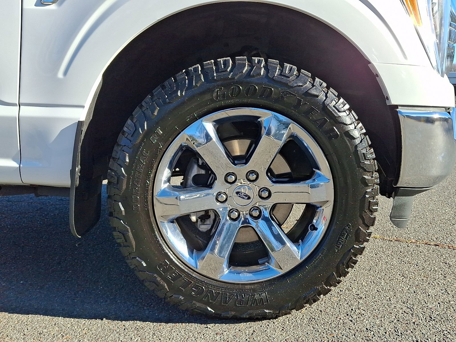 Used 2022 Ford F150 XLT w/ Equipment Group 302A High image 9