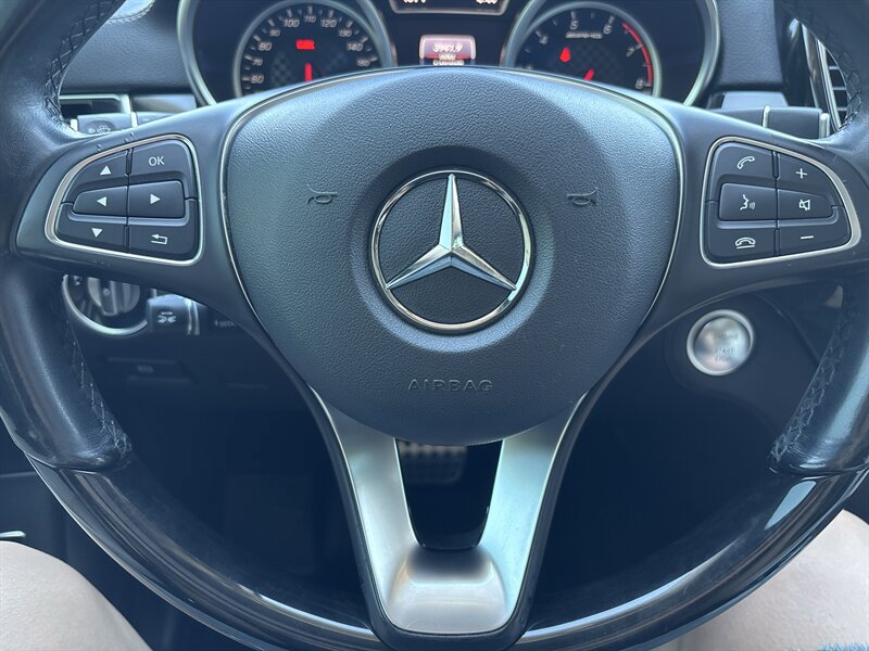 Used 2018 Mercedes-Benz GLE 43 AMG 4MATIC image 44