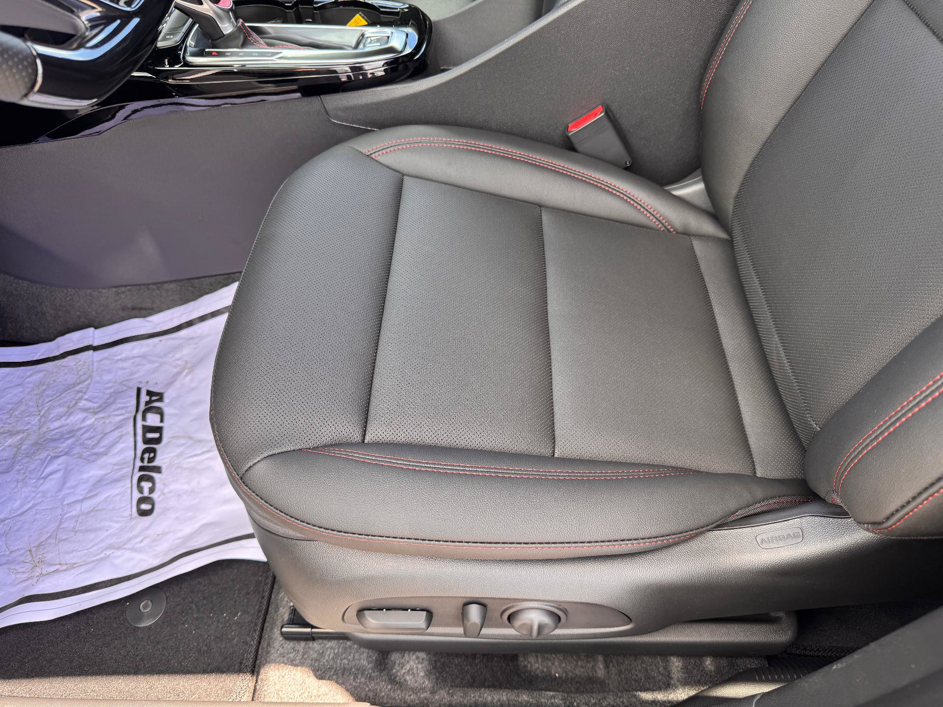 New 2026 Chevrolet Trax RS w/ Driver Confidence Package FWD image 11