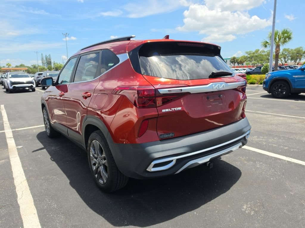 Used 2023 Kia Seltos S FWD image 11