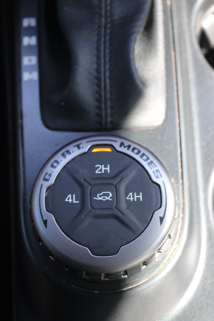 Used 2024 Ford Bronco Outer Banks AWD/4WD image 48