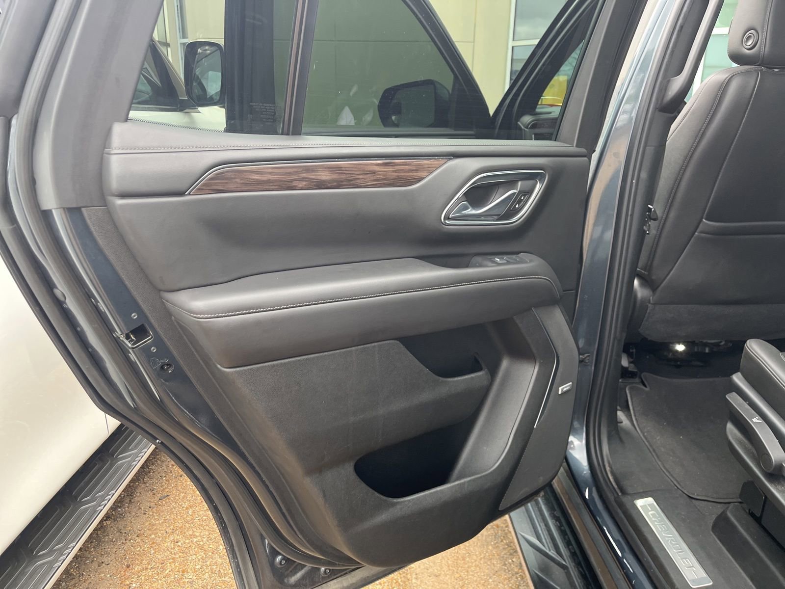 Used 2021 Chevrolet Tahoe LT image 18