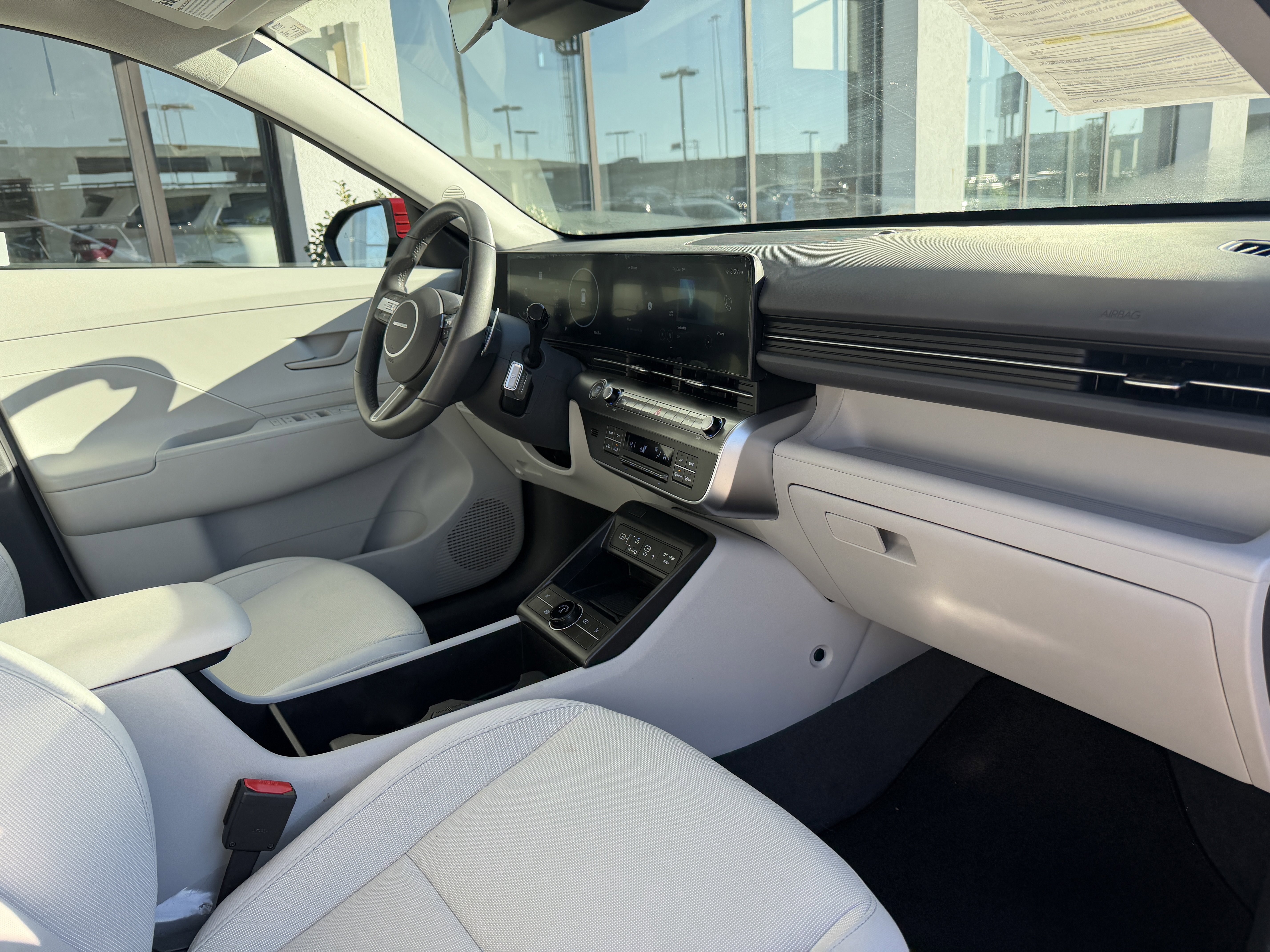 Certified 2025 Hyundai Kona SEL image 19