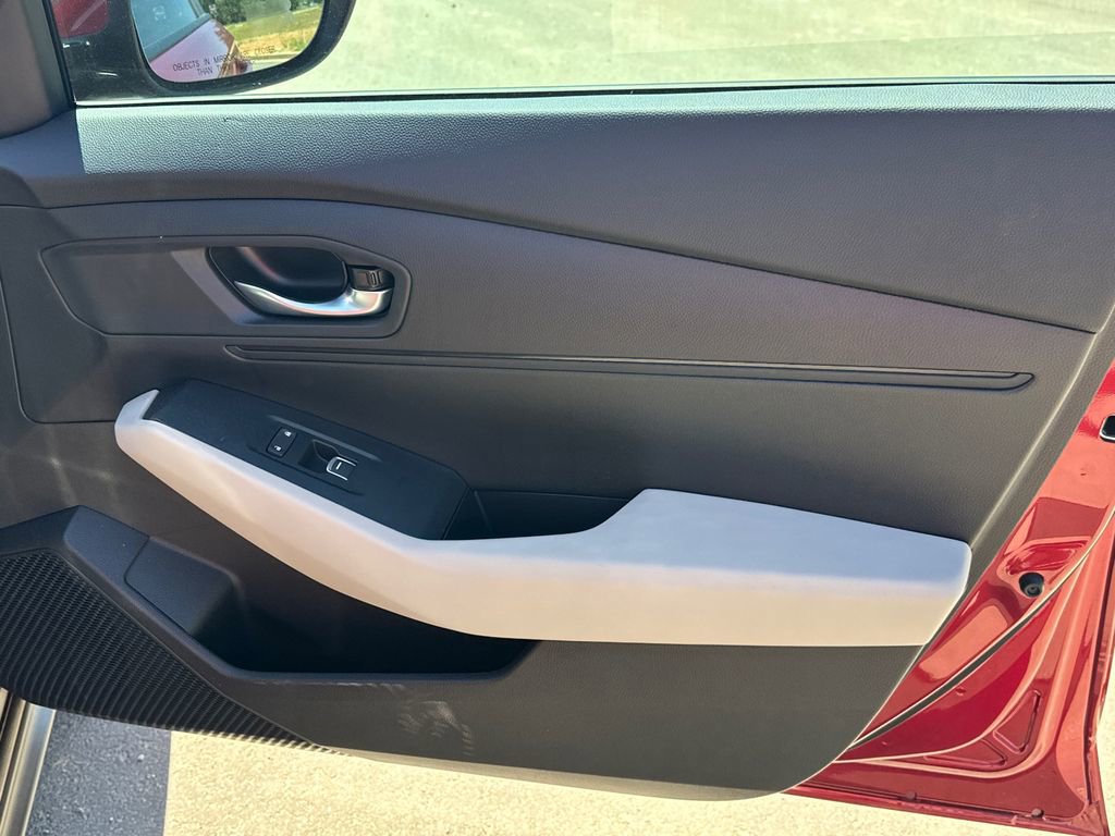 Used 2025 Honda Accord LX image 14