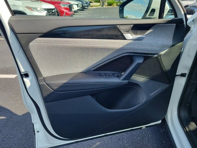 Used 2025 Volkswagen Tiguan S FWD image 15