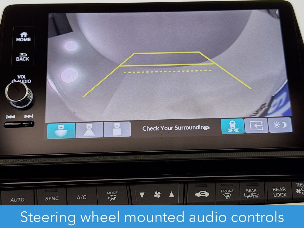 Used 2026 Honda Odyssey Touring image 17