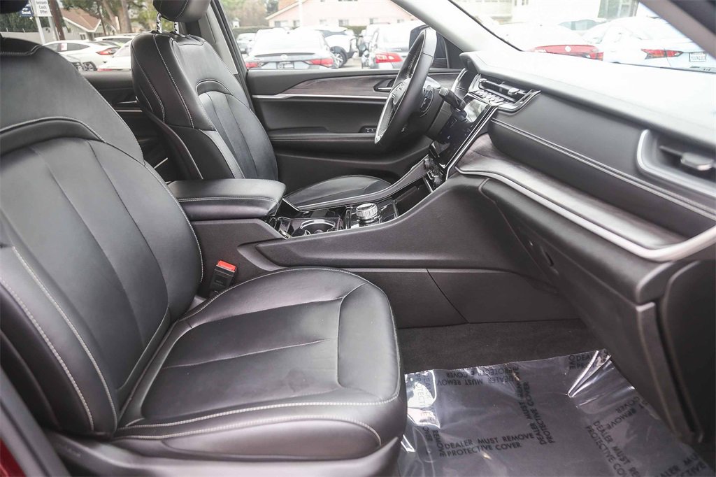 Used 2021 Jeep Grand Cherokee L Limited image 16