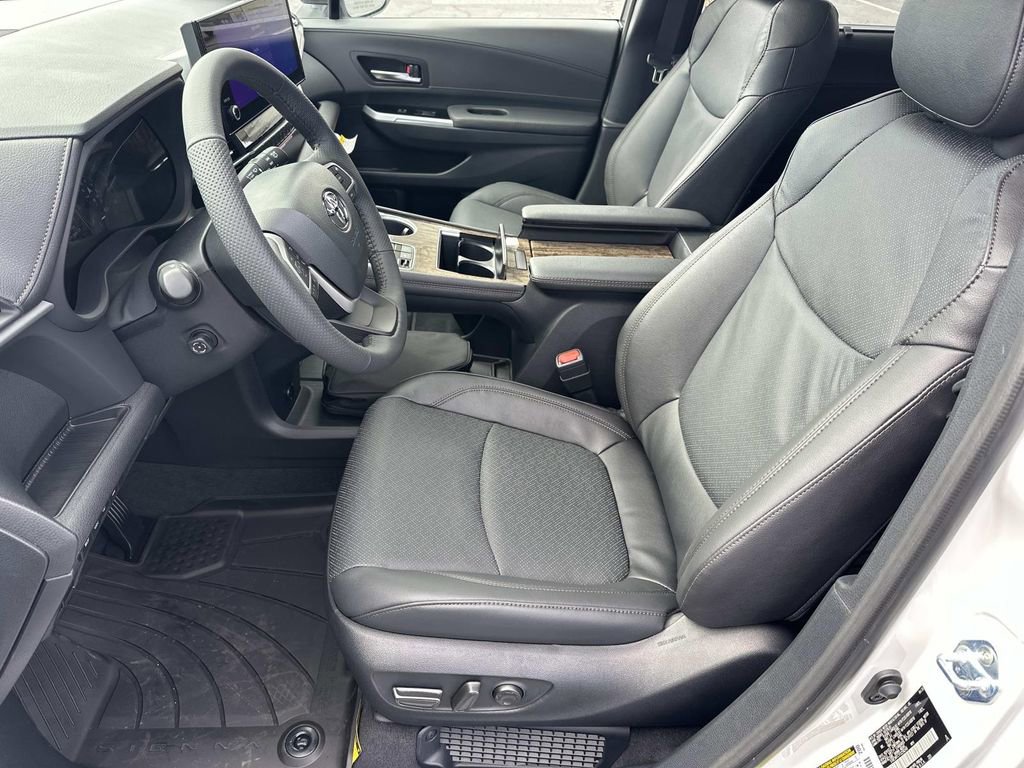 New 2026 Toyota Sienna Platinum AWD/4WD image 19
