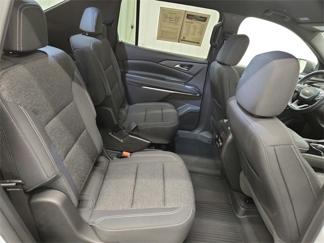 Used 2025 Chevrolet Traverse LT w/ LPO, Floor Liner Package image 37