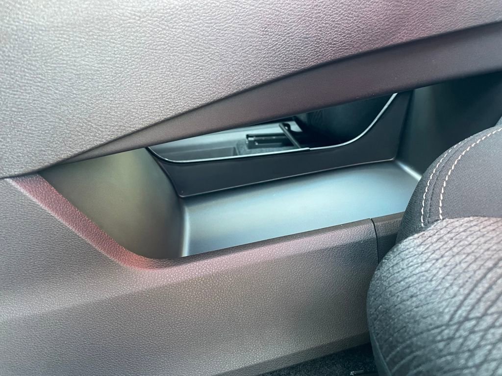 New 2026 Nissan Rogue SV w/ Cold Weather Package FWD image 29