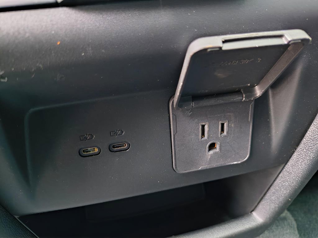 Used 2024 Chevrolet Traverse Z71 w/ Enhanced Driving Package image 27