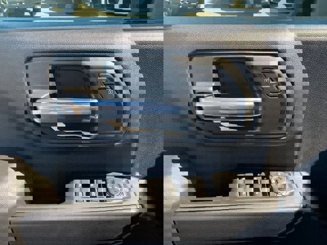 New 2026 GMC Sierra 2500 Pro w/ Convenience Package image 23