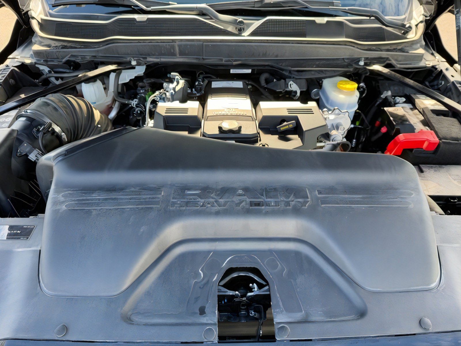 Used 2024 RAM 2500 Limited AWD/4WD image 35