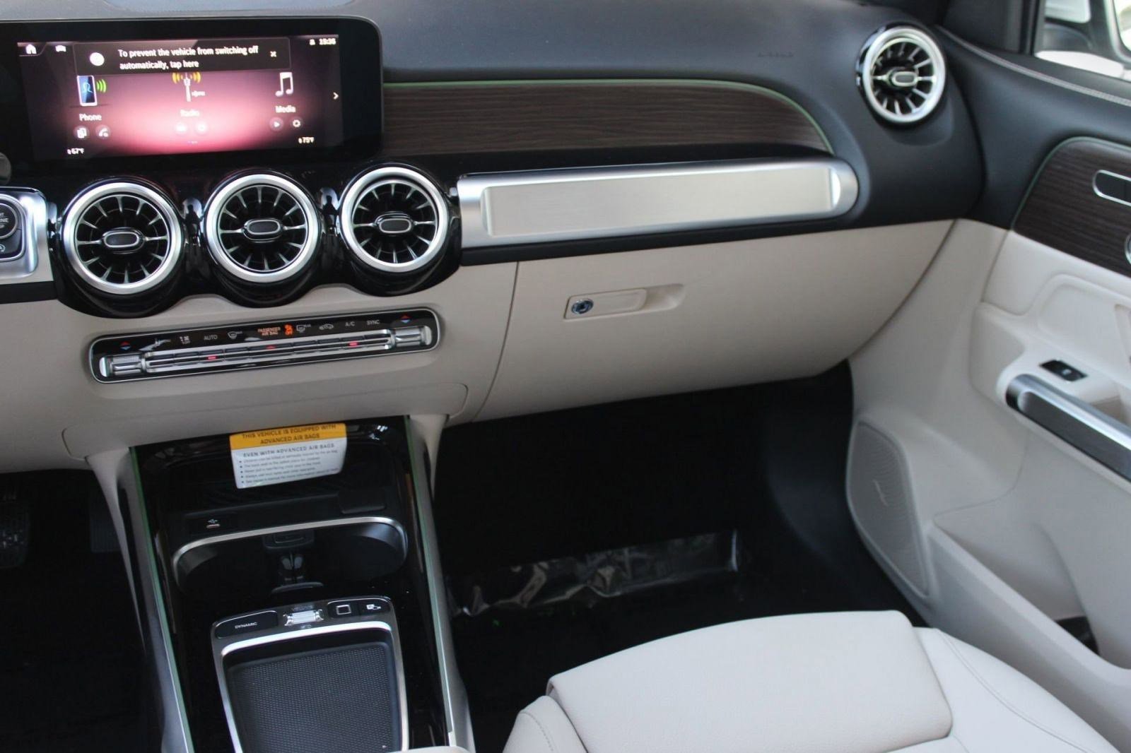 Used 2026 Mercedes-Benz GLB 250 image 29