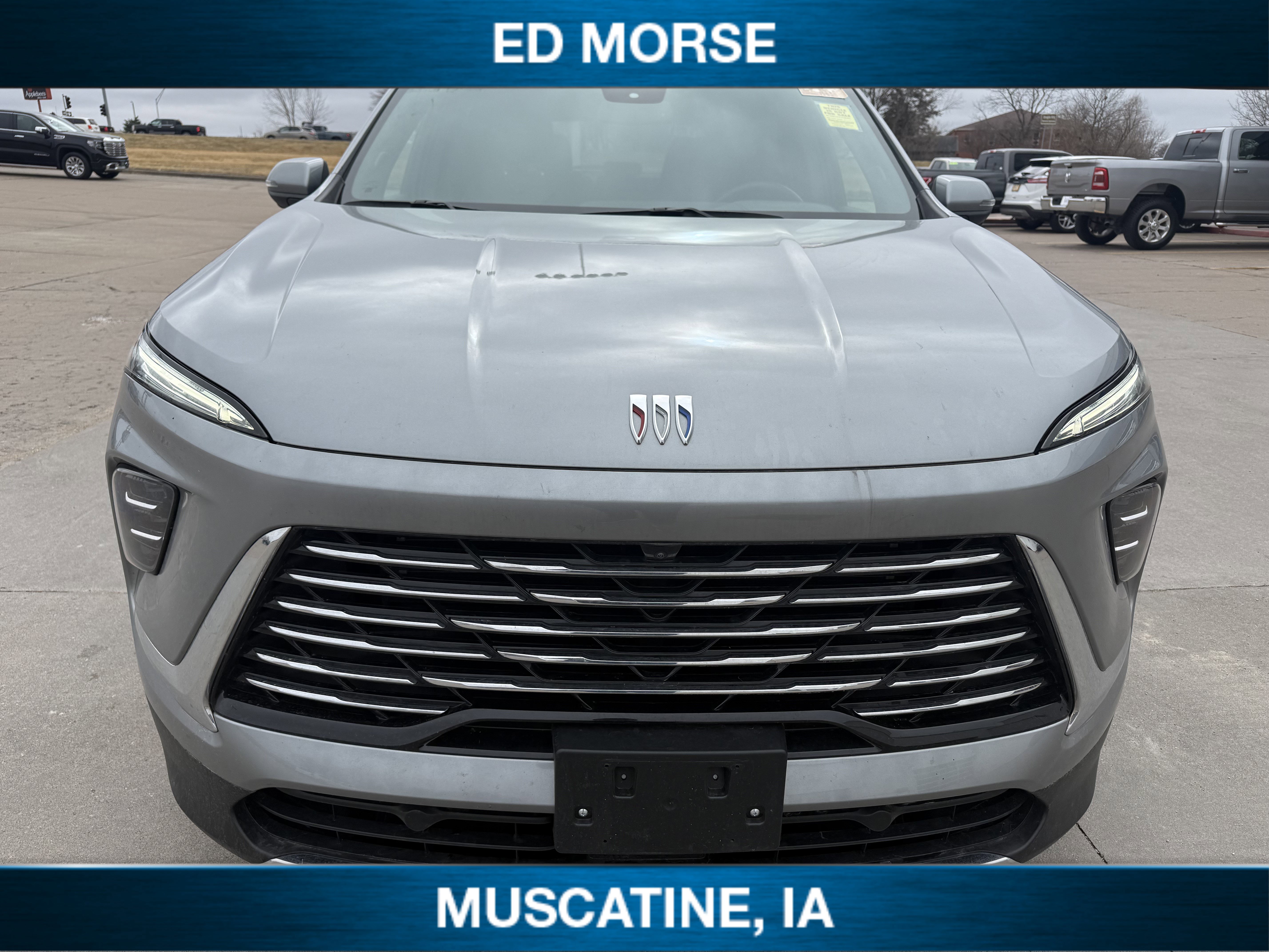 Certified 2025 Buick Enclave Preferred image 3