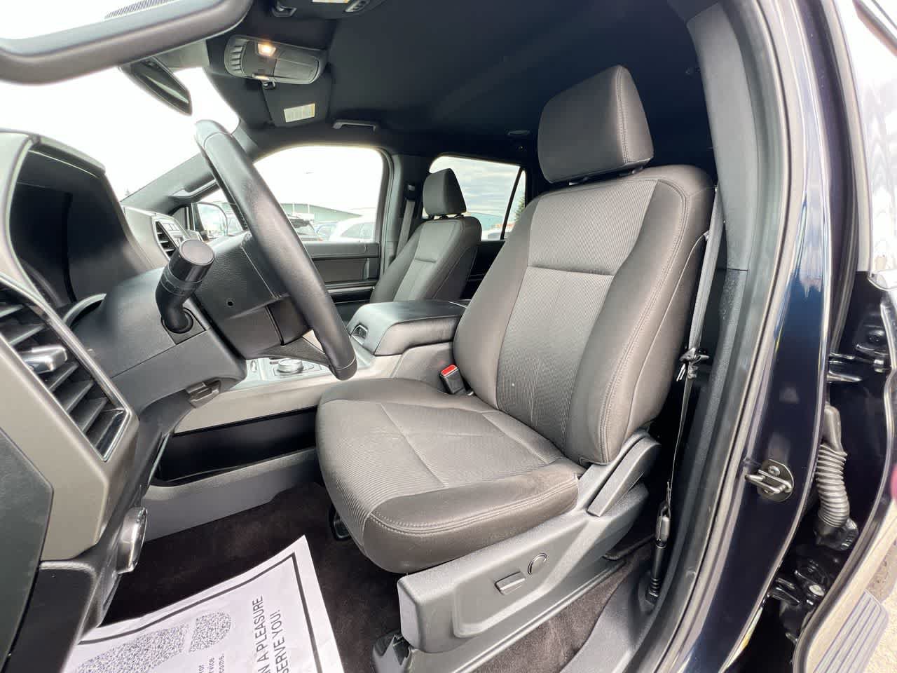 Used 2021 Ford Expedition XLT AWD/4WD image 11