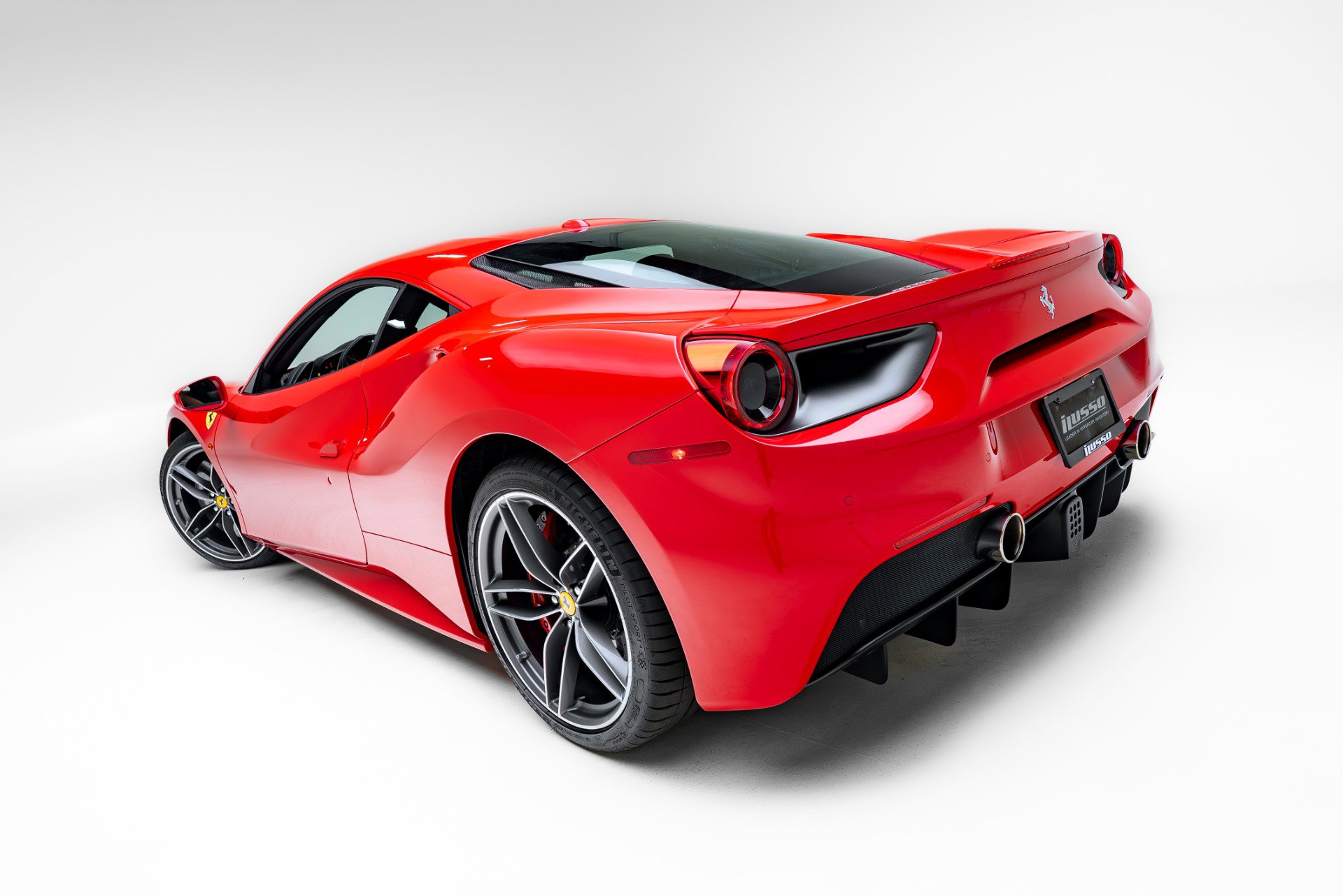 Used 2018 Ferrari 488 GTB image 58