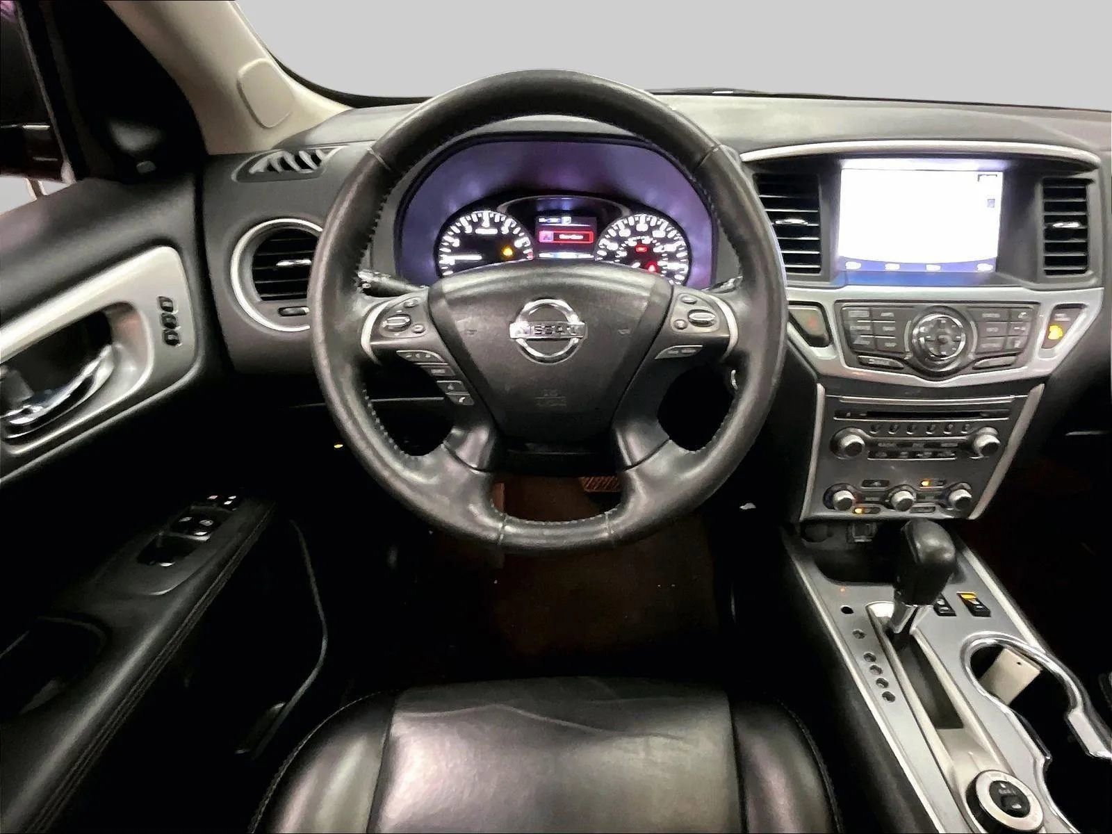 Used 2019 Nissan Pathfinder SL w/ SL Premium Package image 6