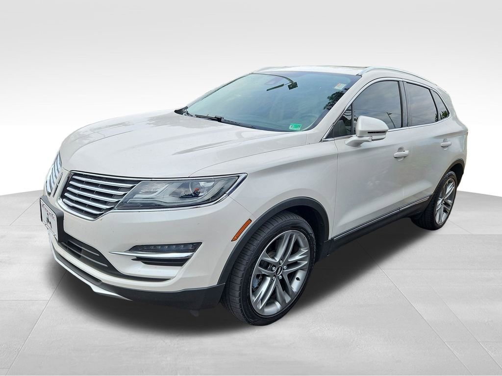 Used 2018 Lincoln MKC Reserve w/ Lincoln MKC Climate Package AWD/4WD image 3