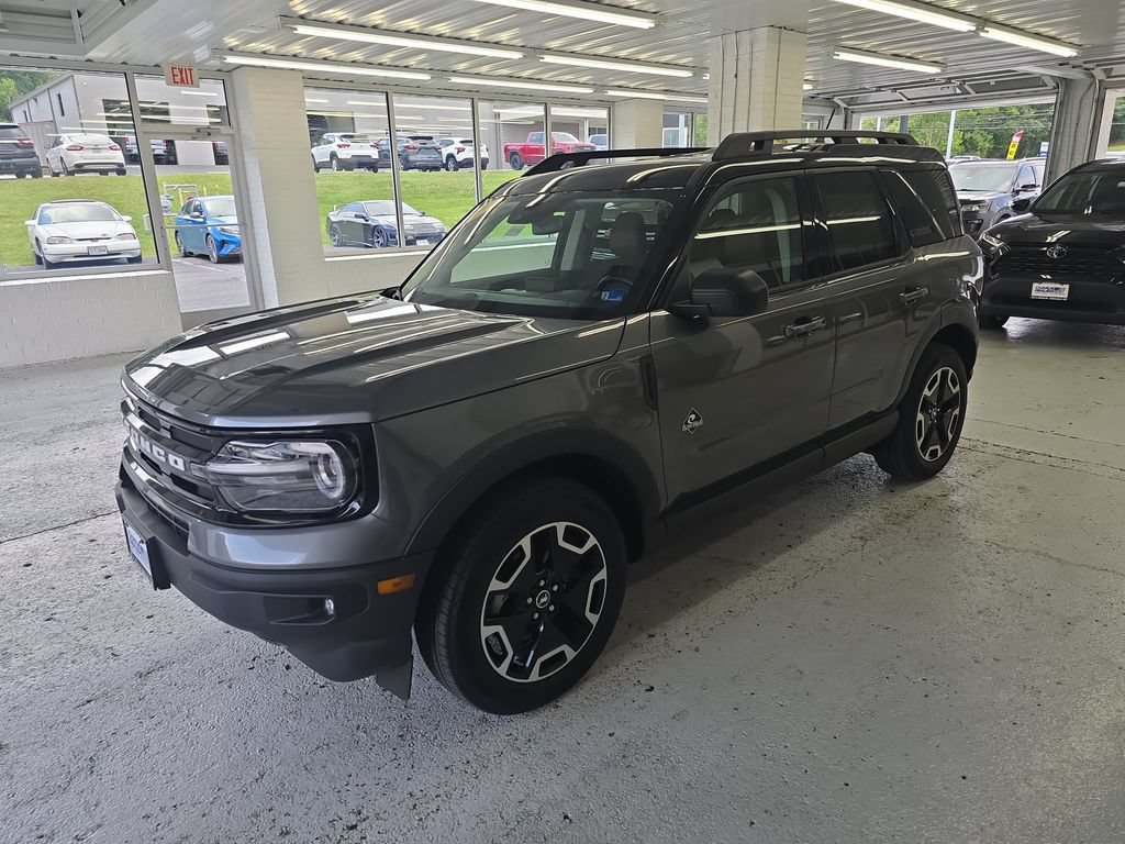 Used 2024 Ford Bronco Sport Outer Banks AWD/4WD image 2