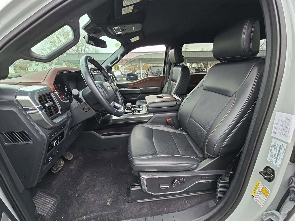 Used 2023 Ford F150 Lariat w/ Equipment Group 502A High image 5