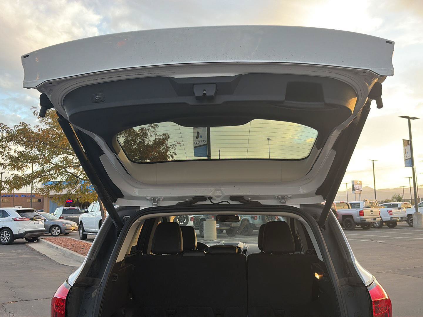 Used 2019 Ford Escape SEL AWD/4WD image 29
