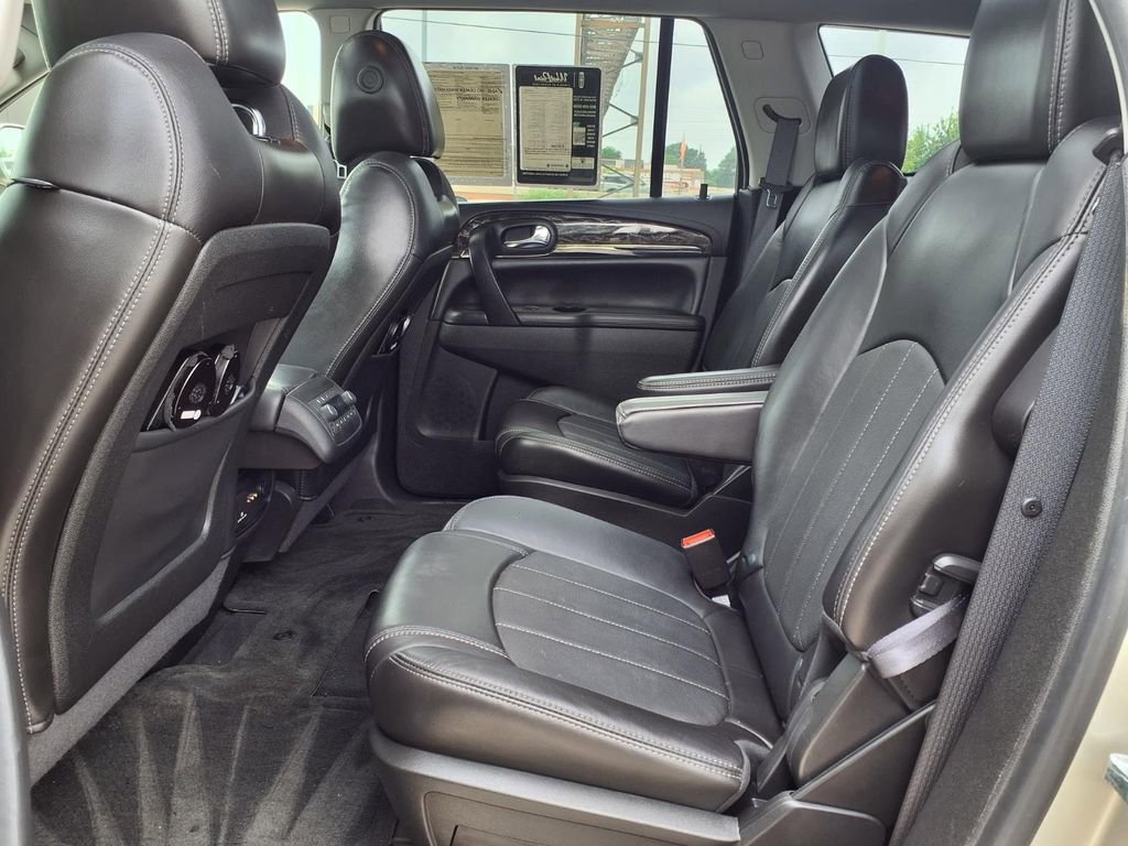 Used 2013 Buick Enclave Premium FWD image 10
