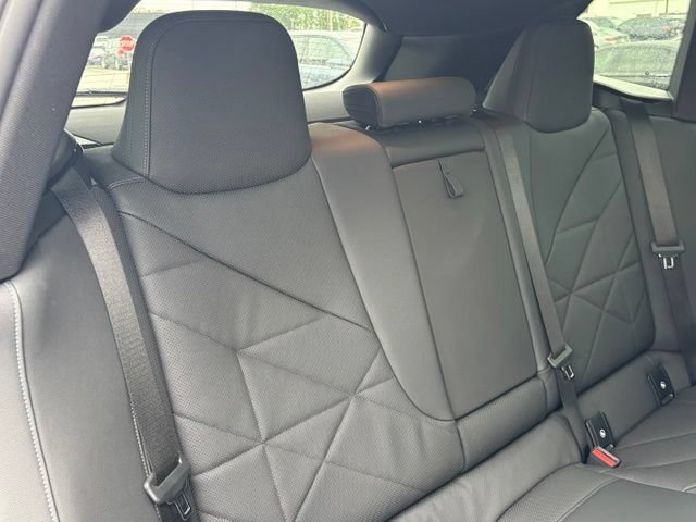Used 2024 BMW iX xDrive50 w/ Sport Package AWD/4WD image 30