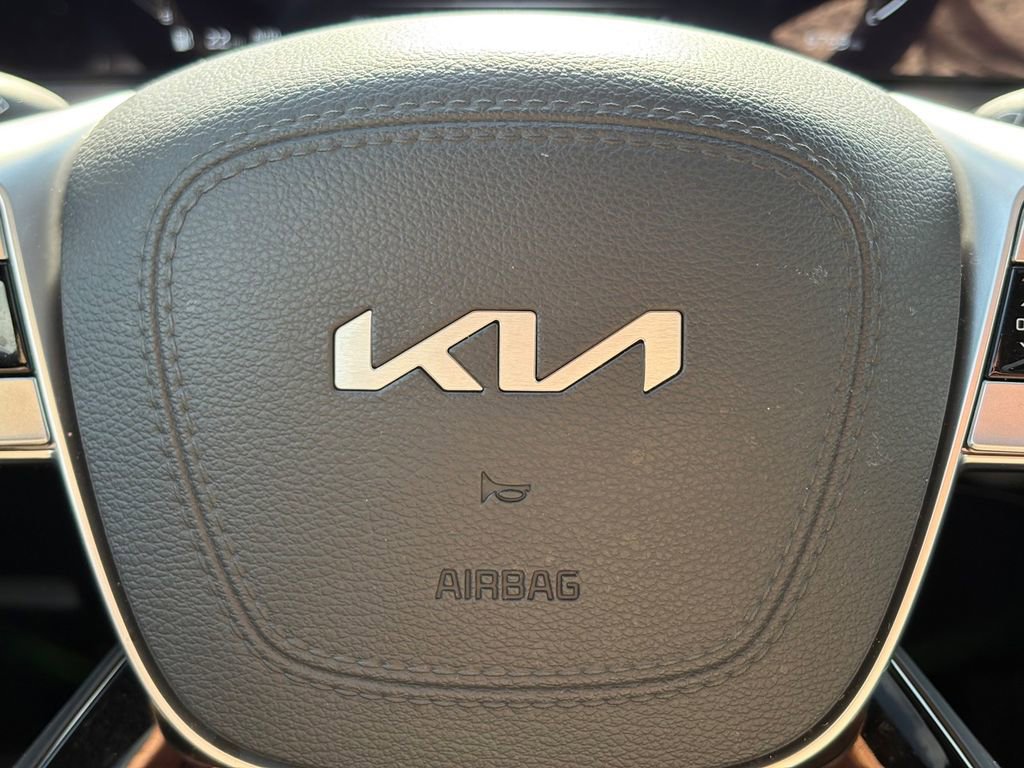 Used 2025 Kia Telluride SX Prestige X-Pro AWD/4WD image 32